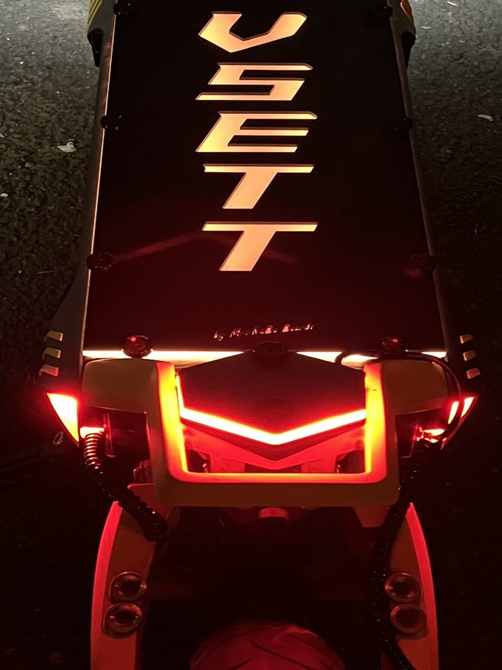 Back tail Vsett 10+ RGB 5V